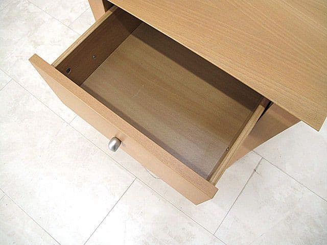 ボーコンセプト「トランジット」サイドチェスト　　　　　ベッドサイドテーブル