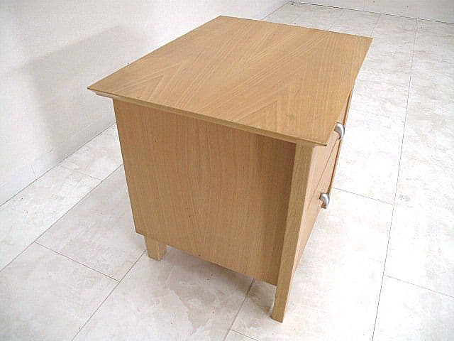 ボーコンセプト「トランジット」サイドチェスト　　　　　ベッドサイドテーブル