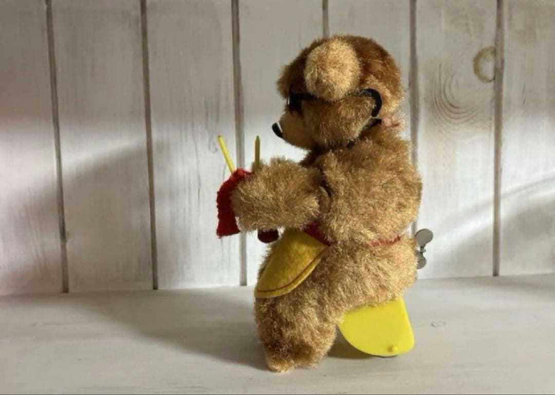 【最終価格】アンティーク ヴィンテージ ドイツ 編み物をするクマさん