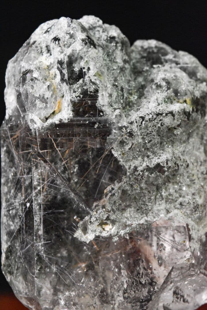 インドマニハール産 クローライトオン ブラックルチルクォーツ ポケットA