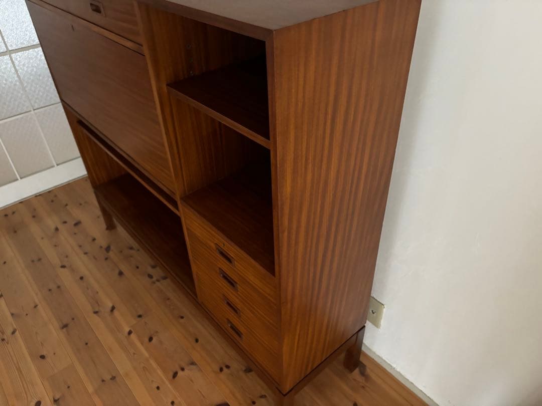 北欧ヴィンテージ　チーク　キャビネット