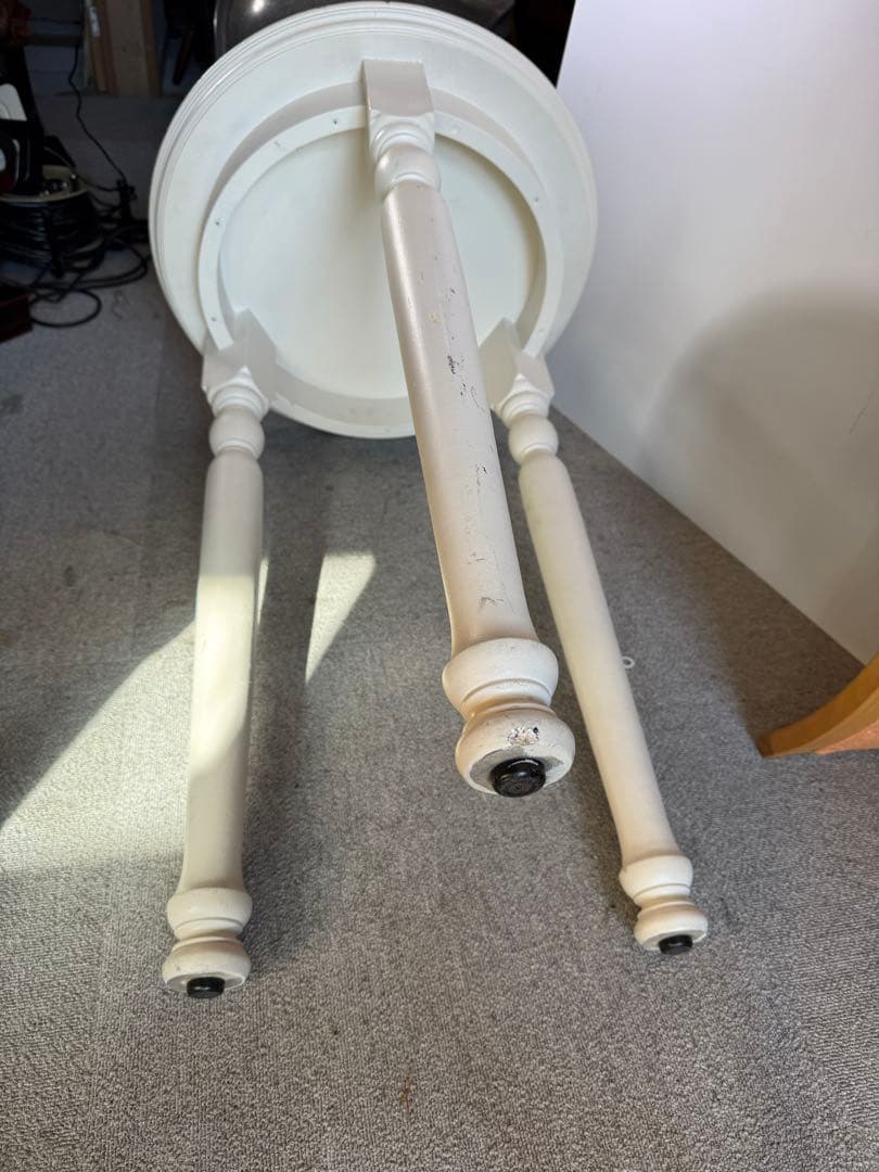 白塗装 木製 ラウンドサイドテーブル 3本脚 花台 飾り台 高さ80cm