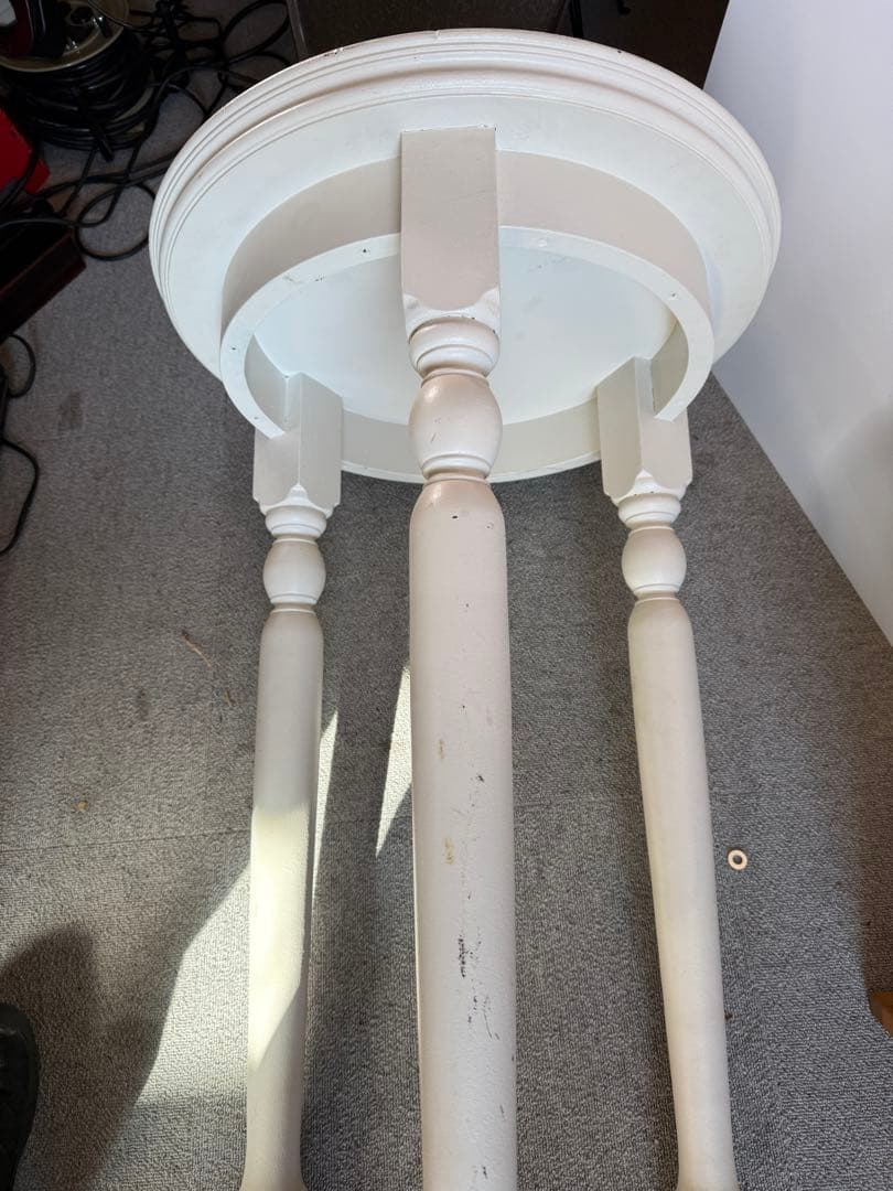 白塗装 木製 ラウンドサイドテーブル 3本脚 花台 飾り台 高さ80cm