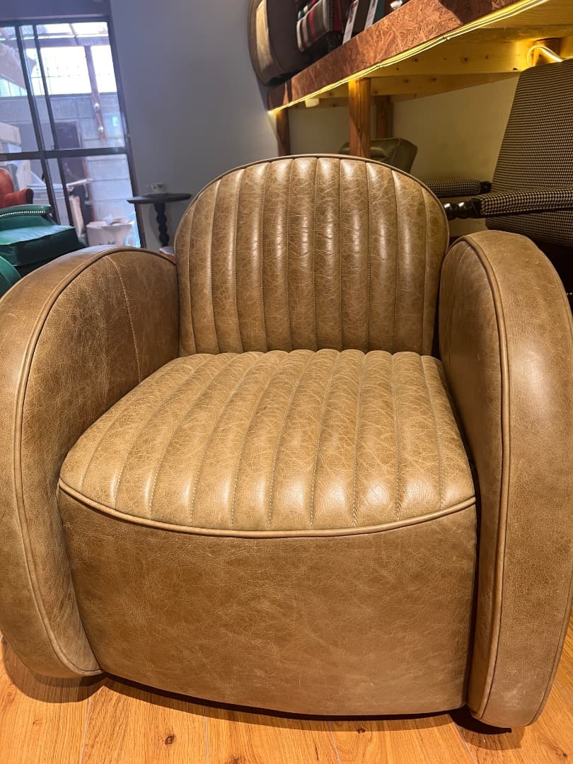 レザー風アームチェア 本革
