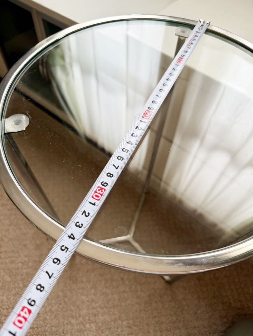 ガラス天板のサイドテーブル　ザラホーム