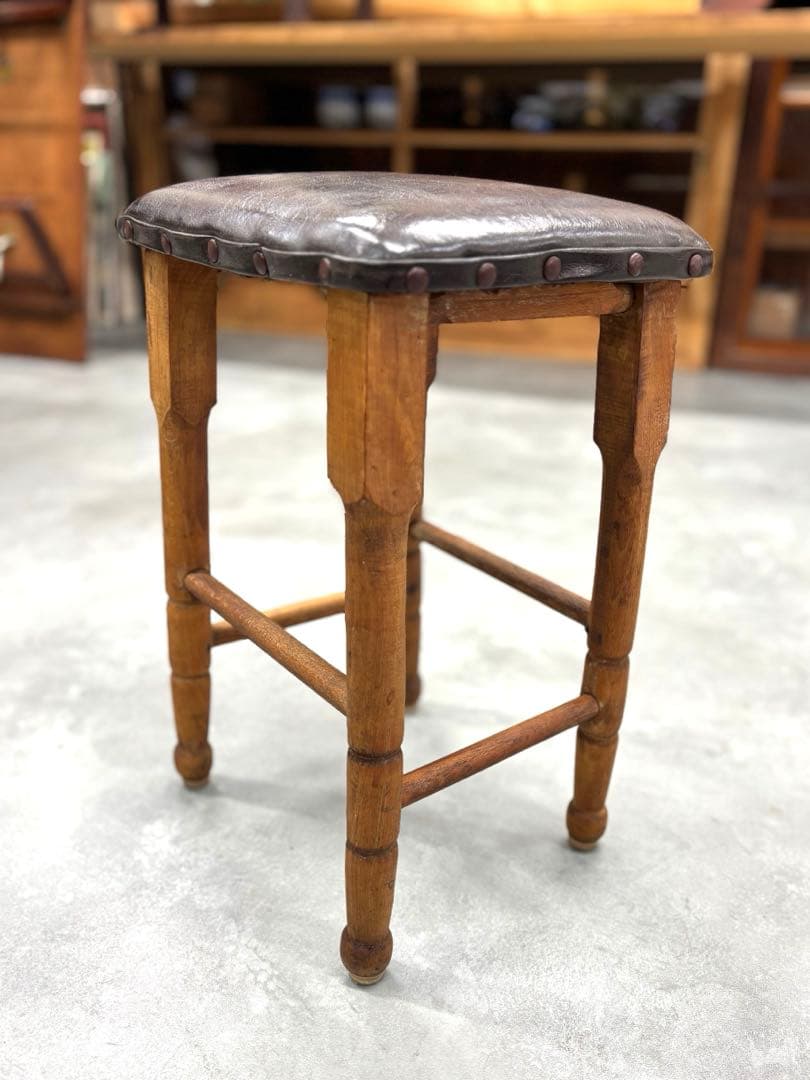 ヴィンテージ 木製スツール ｜クラシック 古家具