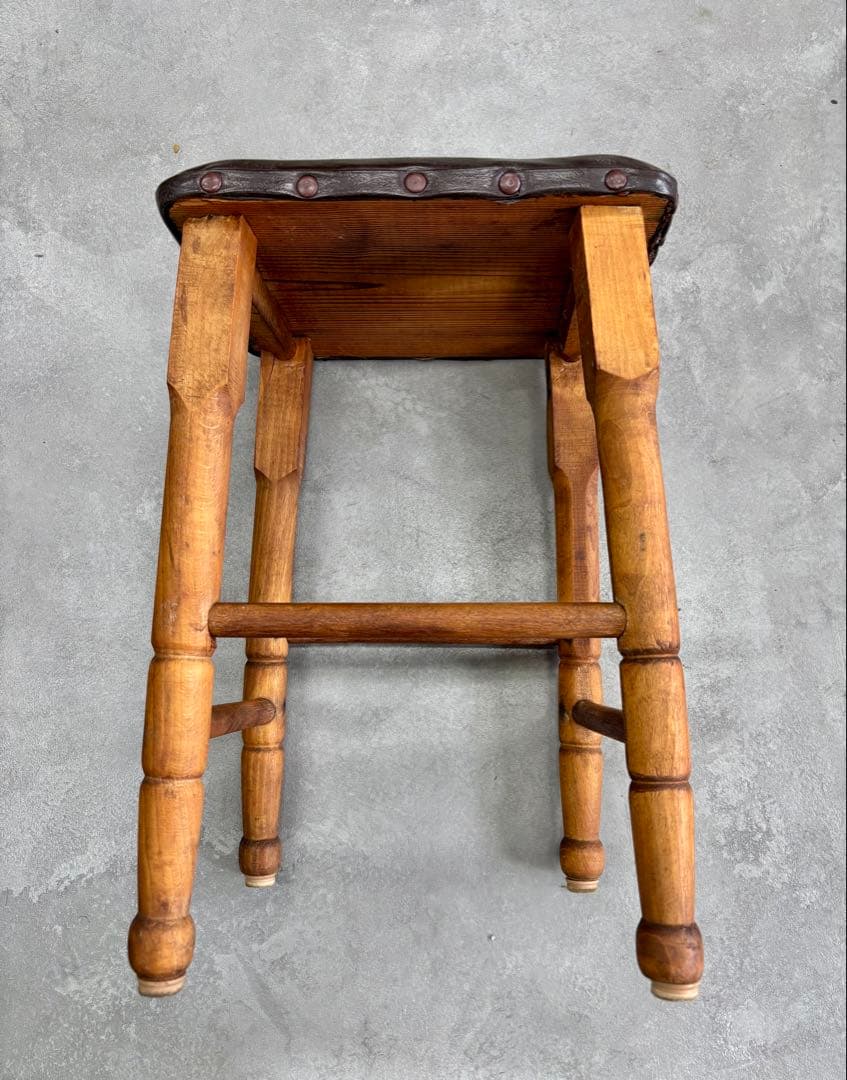 ヴィンテージ 木製スツール ｜クラシック 古家具