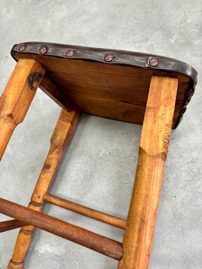 ヴィンテージ 木製スツール ｜クラシック 古家具