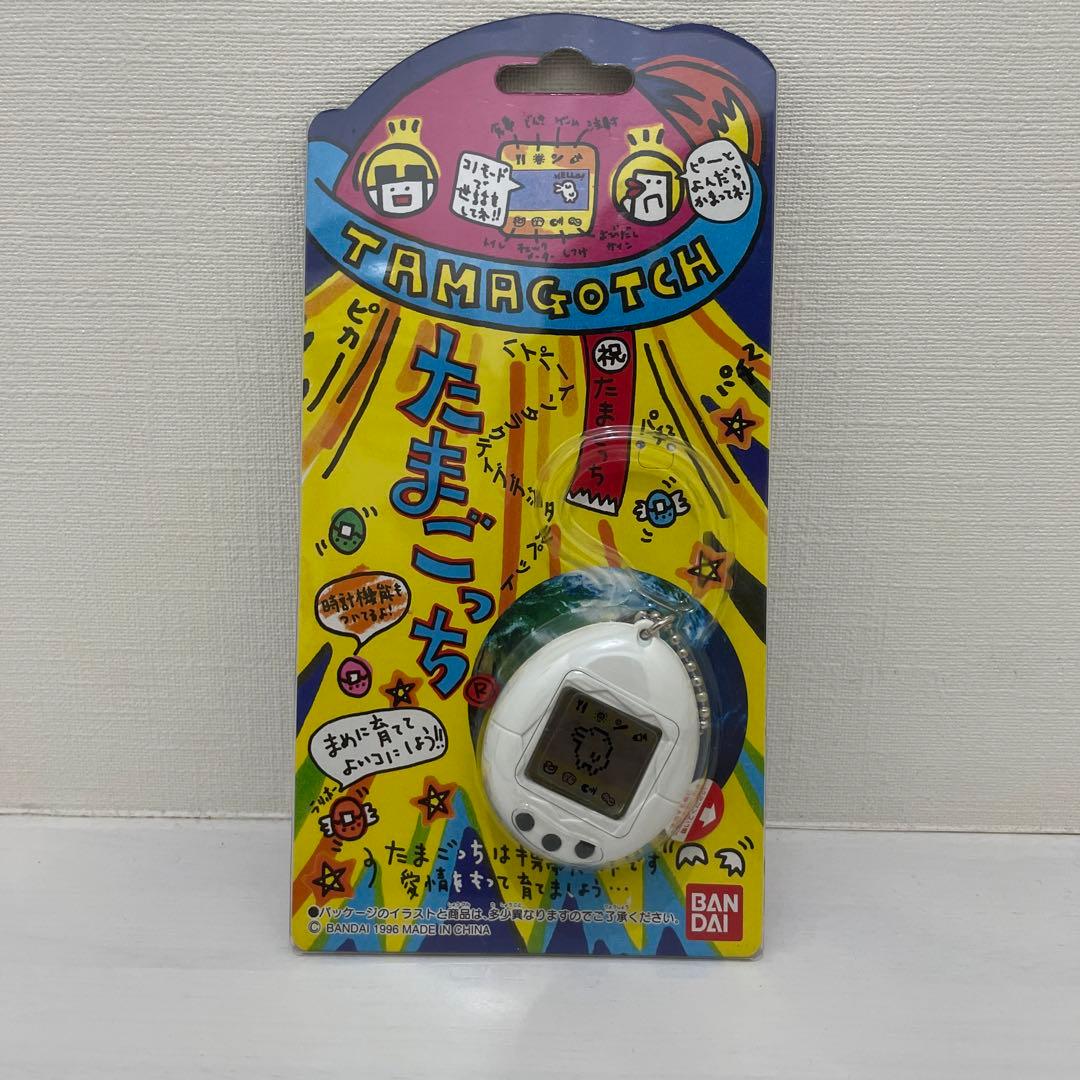 最終価格【新品未開封】初代 たまごっち 白 激レア - メルカリ