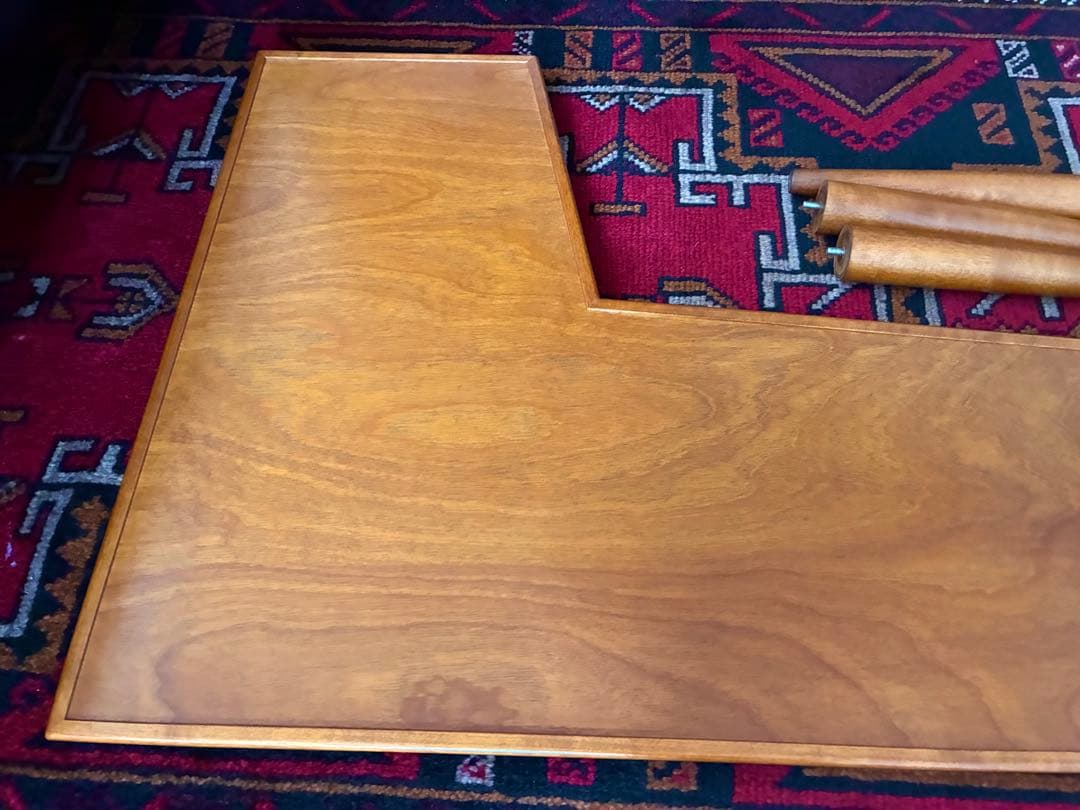 パシフィックファニチャーサービス　RUDDER TEA TABLE