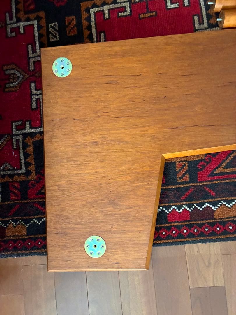 パシフィックファニチャーサービス　RUDDER TEA TABLE