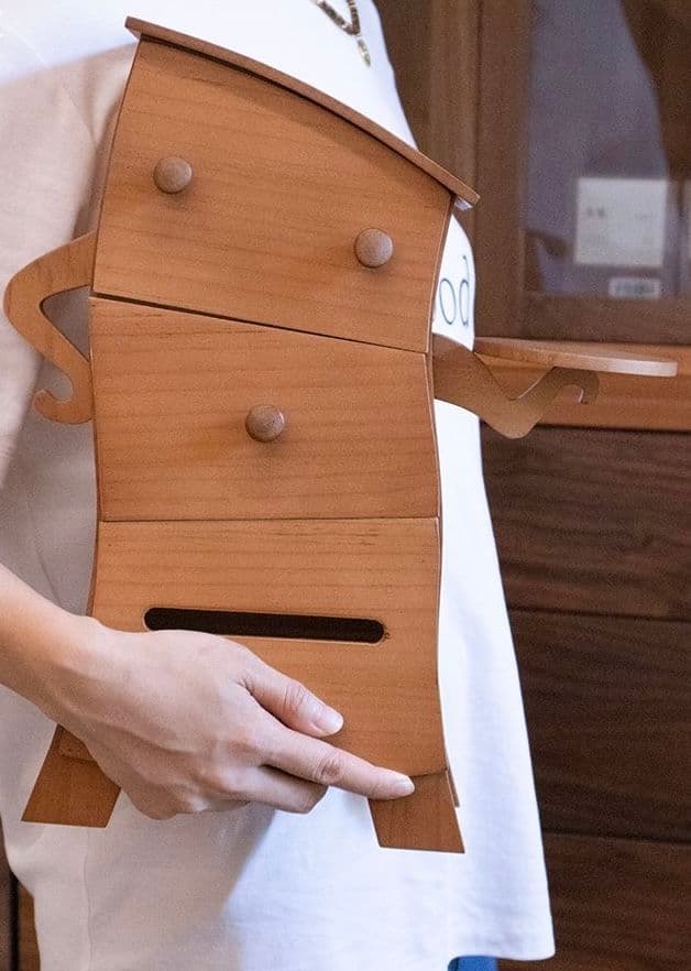 木製キャラクター形状ティッシュボックス