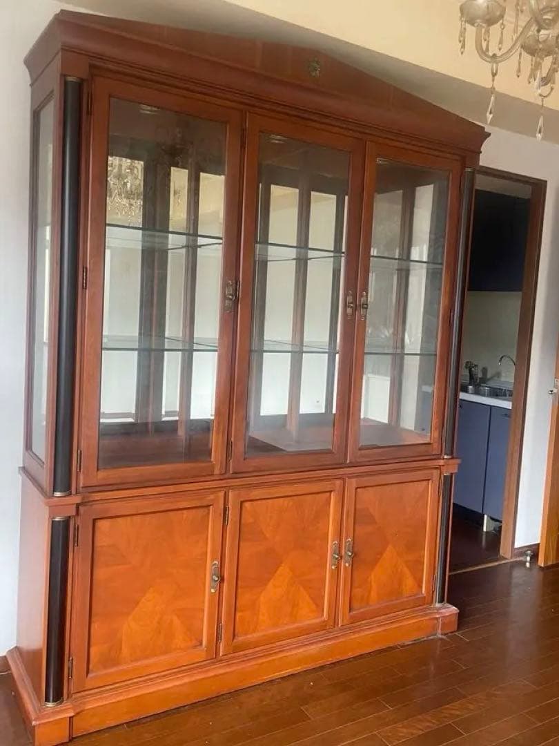 未使用　イーセンアーレン　キャビネット　棚　アンティーク　サイドボード　食器棚