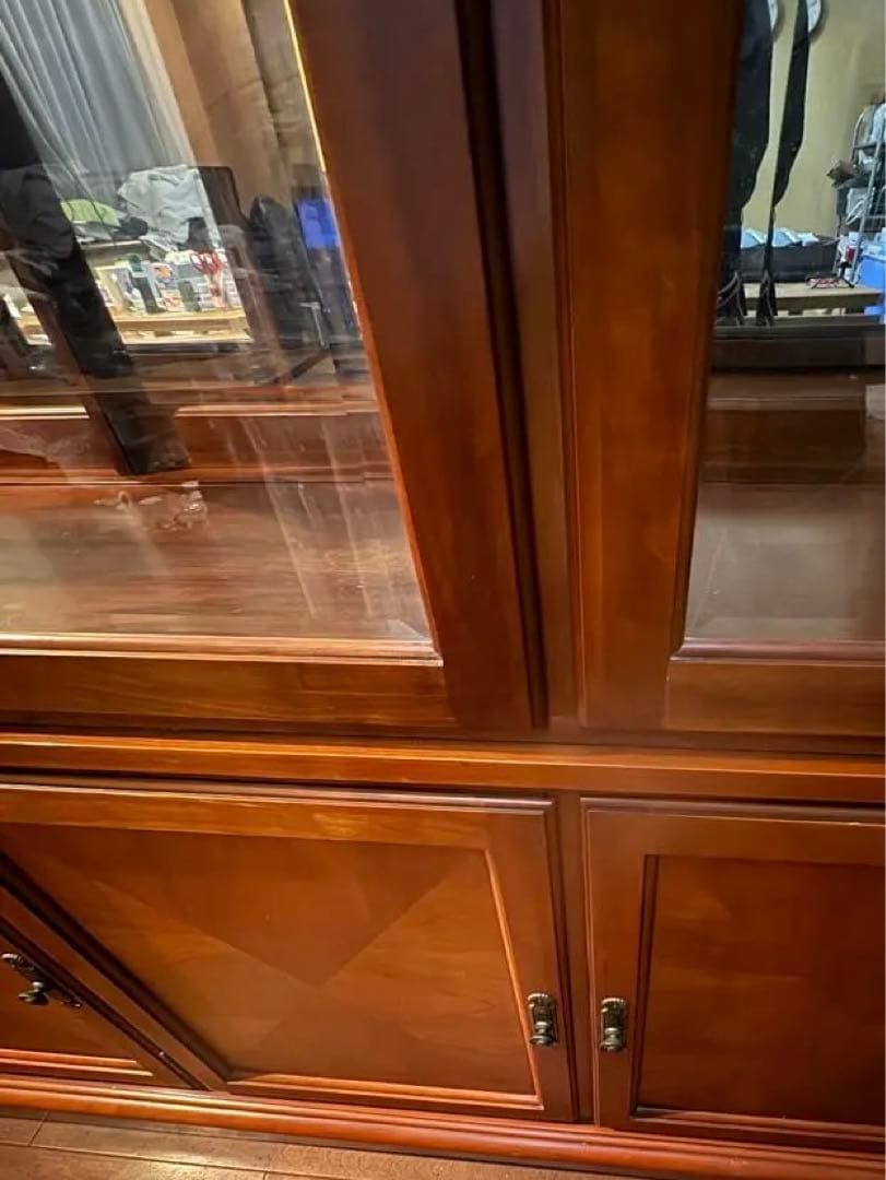 未使用　イーセンアーレン　キャビネット　棚　アンティーク　サイドボード　食器棚