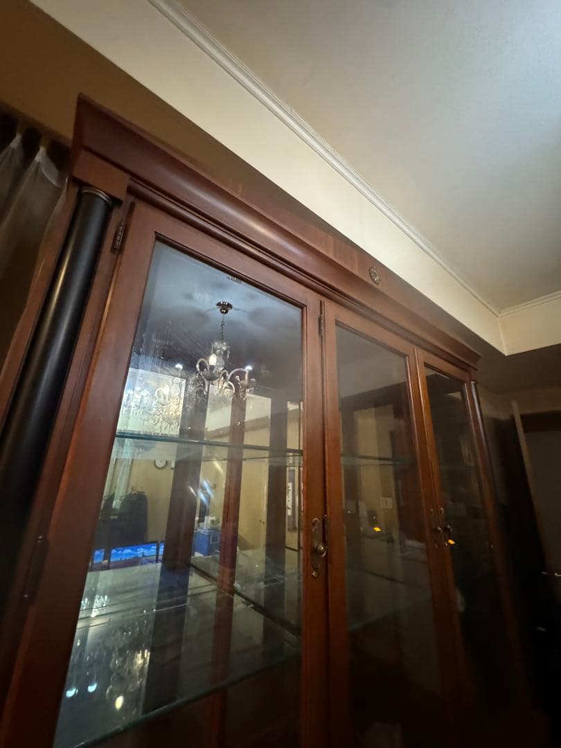 未使用　イーセンアーレン　キャビネット　棚　アンティーク　サイドボード　食器棚