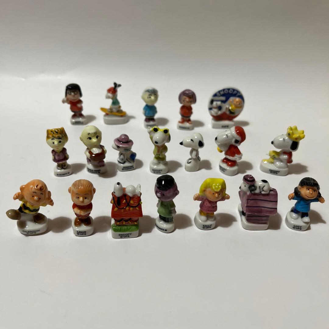 幸せを運ぶ小さな陶器ウェーヴPEANUTS