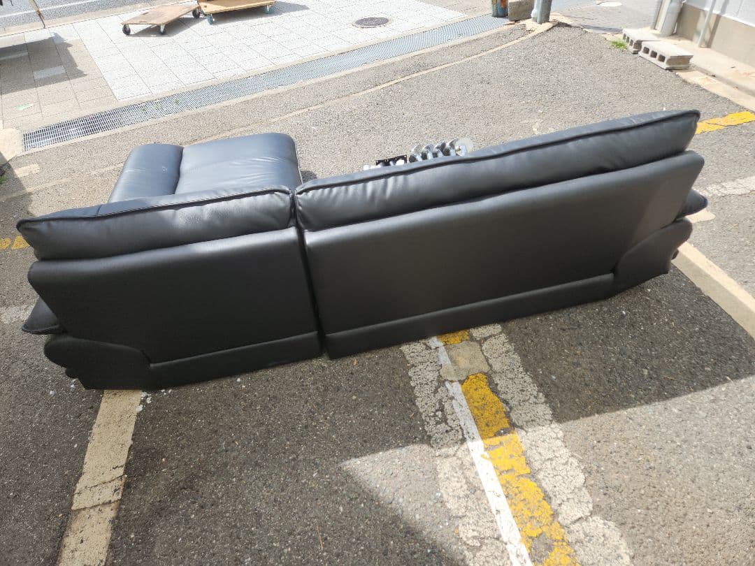 交渉可:ニトリ　本革カウチソファー黒　3人掛け左コーナー　ロゾ4クッション2個