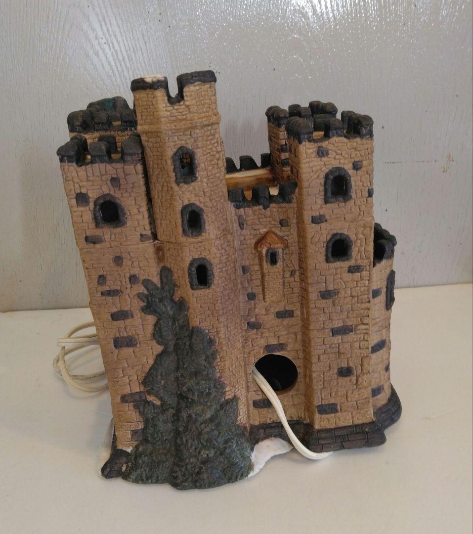 最終処分 [クリスマス準備]中世城 陶器 照明