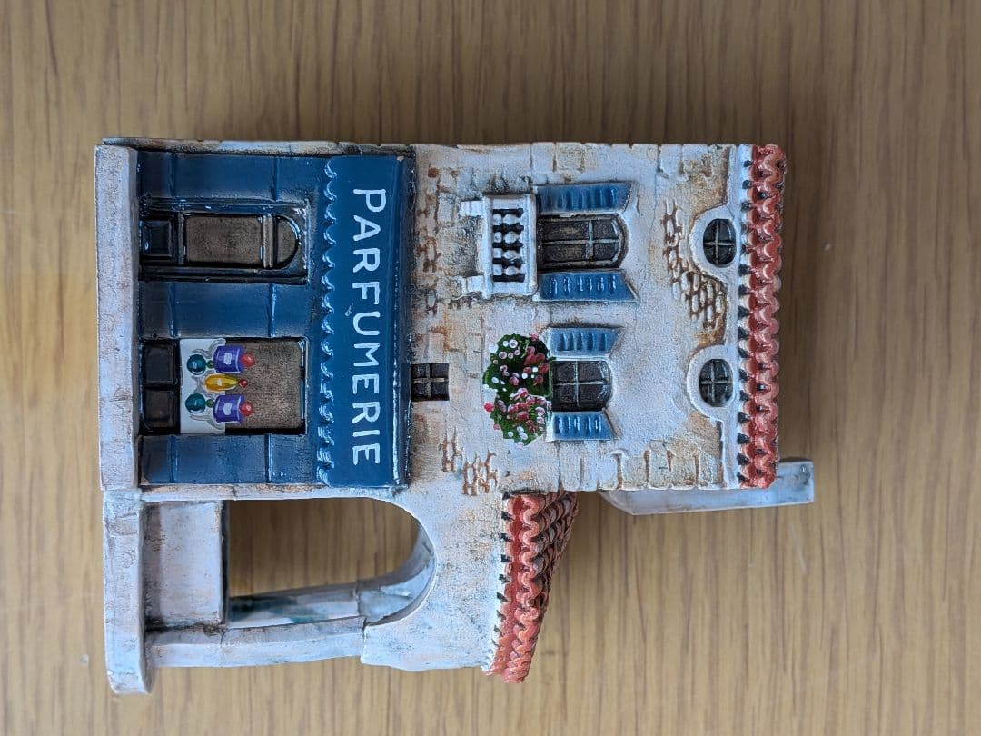 GAULTハウス　フランス風ミニチュア建物置物