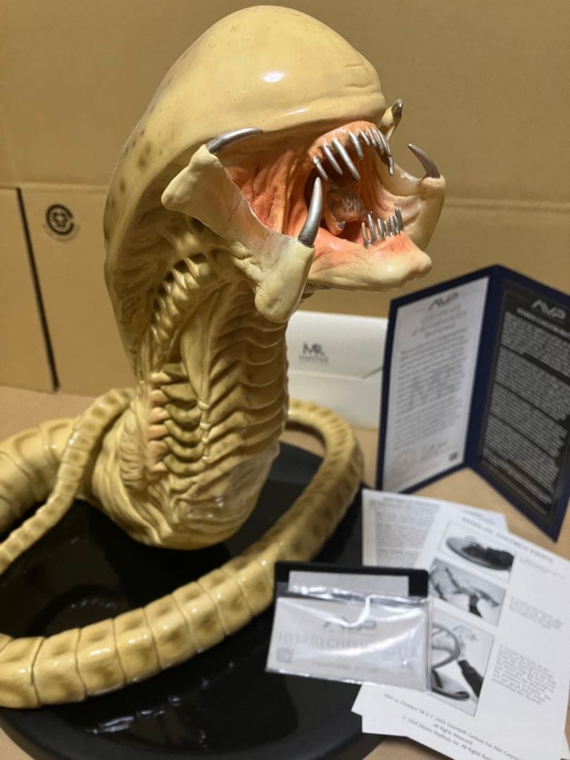 マスターレプリカ エイリアン ハイブリッドチェストバスター プロップ