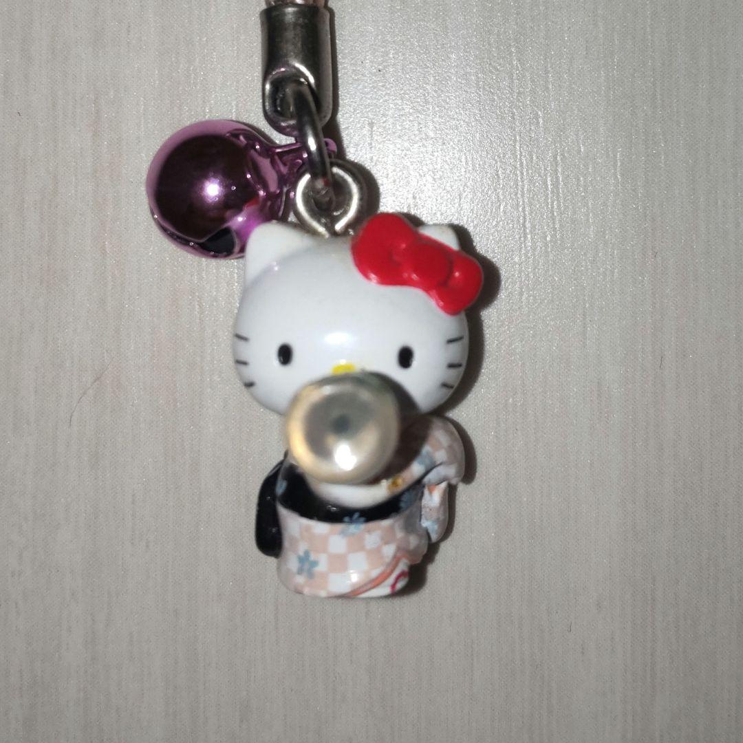 ご当地キティ】根付け チーズケーキ 秋葉原 めがねっこ ビードロ【レア