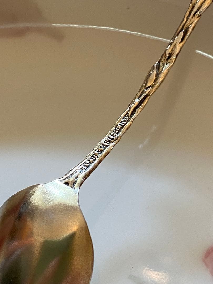 【米国】純銀 スターリングシルバー／スプーン ３本