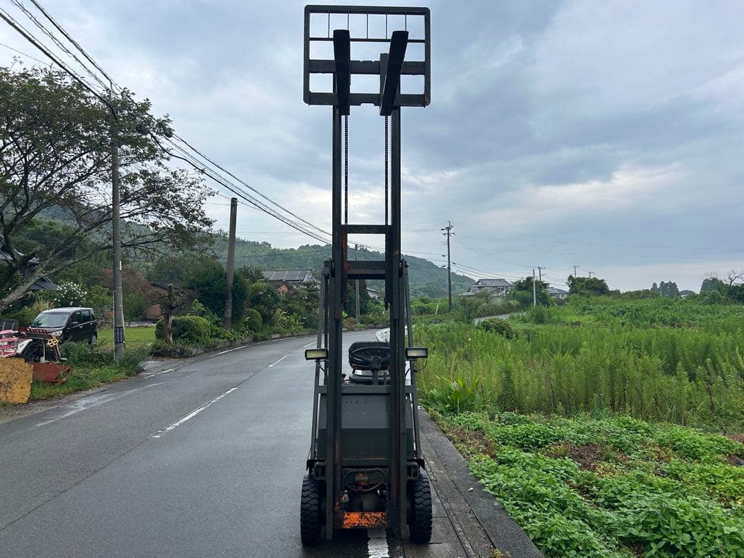 宮崎　トヨタ　フォークリフト 1トン 揚高3m ガソリン　積載 運搬 動画あり