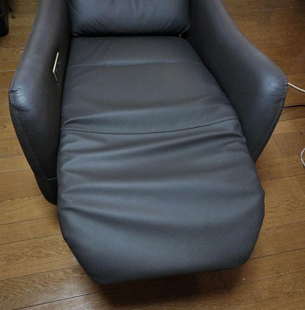 【美品】ニトリ 電動リクライニングチェ アソファ (2モーター ラグジェ BK)