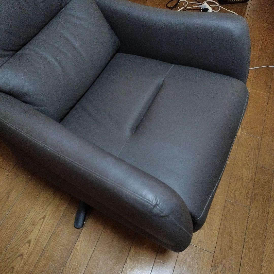【美品】ニトリ 電動リクライニングチェ アソファ (2モーター ラグジェ BK)