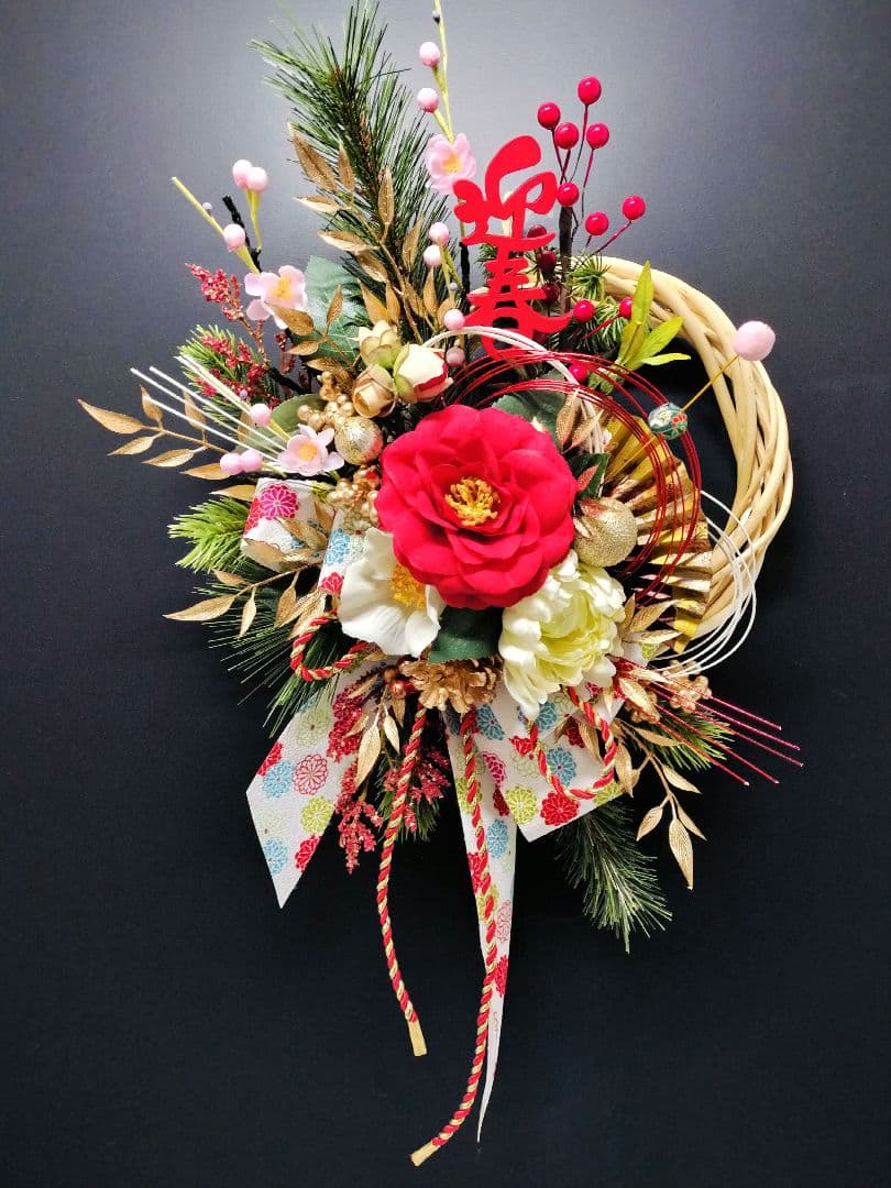 商品名【初羽】艶やか！❤️椿のお正月リース ＊フラワーリース