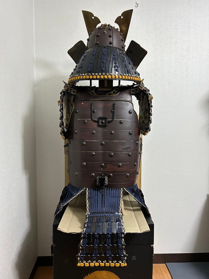 甲冑工房丸武製 紺糸威鉄錆笠鋲二枚胴具足 等身大 - メルカリ