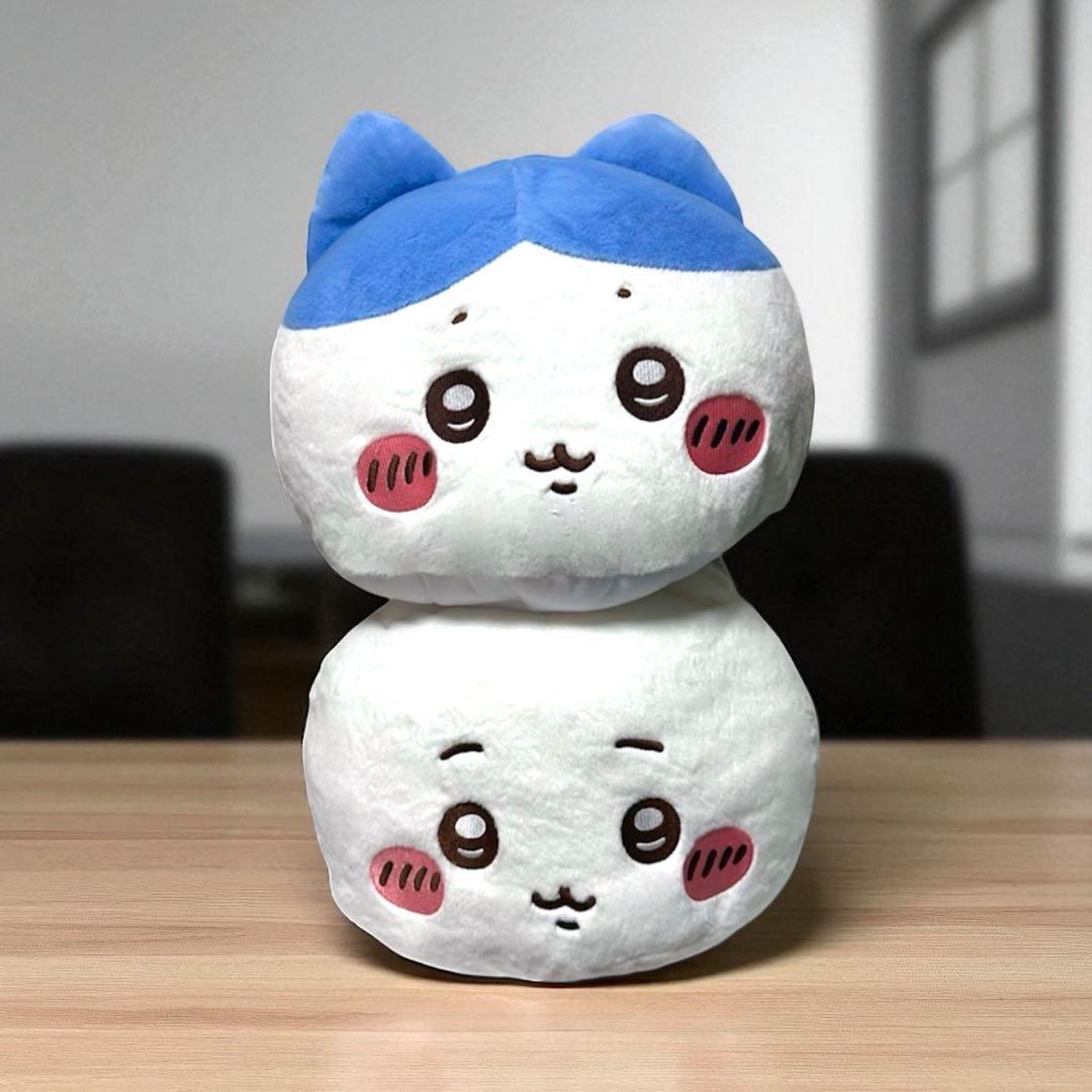 ちいかわ プレミアムドームクッション ちいかわとハチワレ - メルカリ