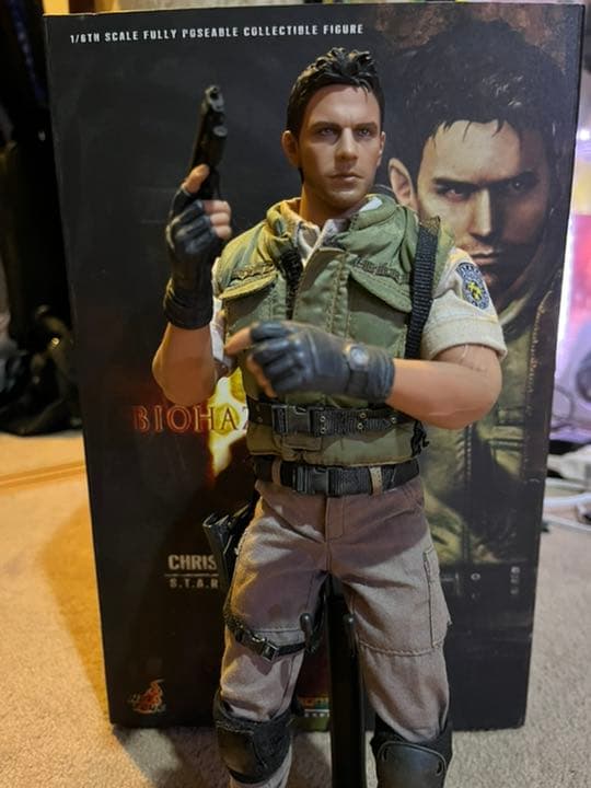 ホットトイズ クリス・レッドフィールド バイオハザード STARS版