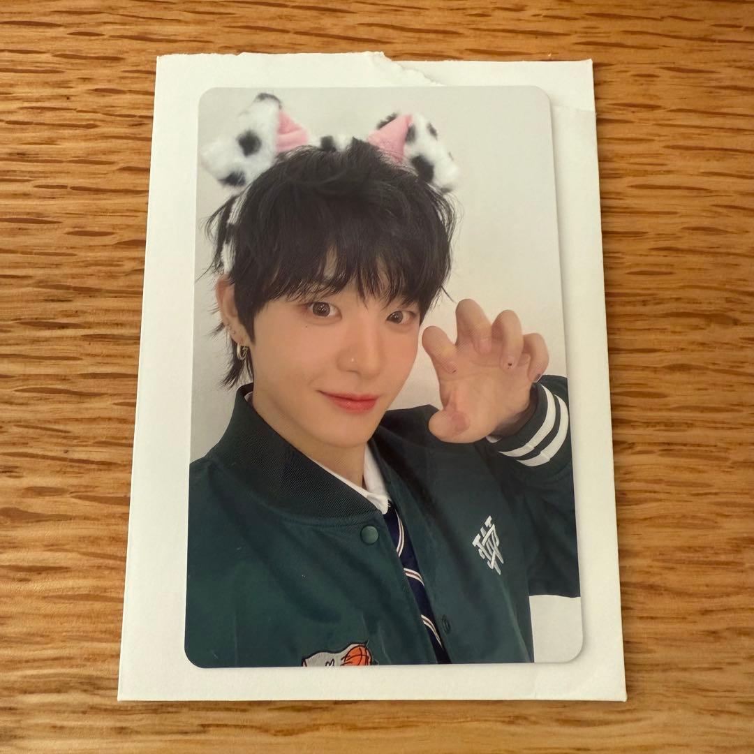 TREASURE ジフン PULSE ON 会場 特典 8000円 トレカ - メルカリ