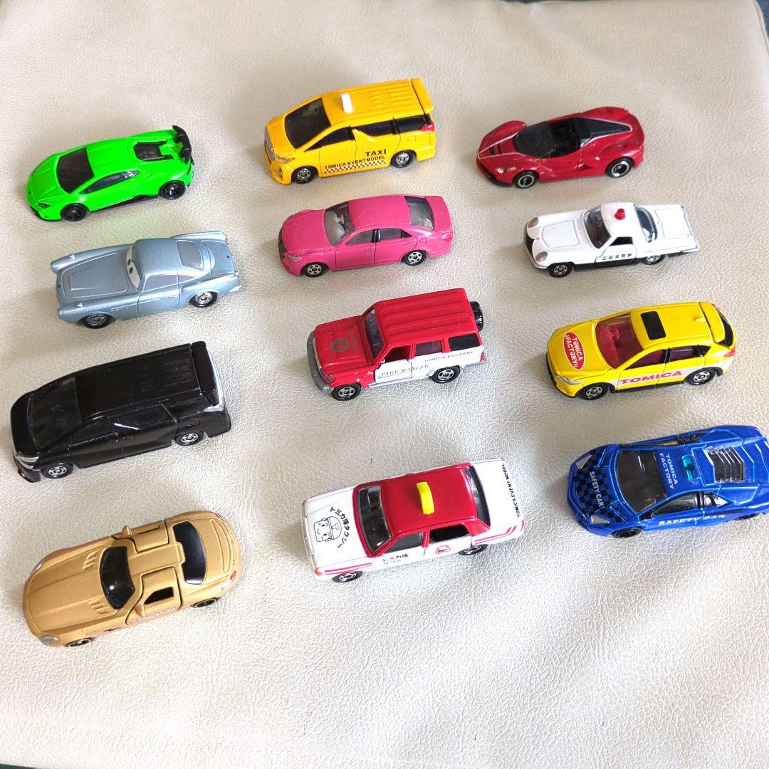 中古品】トミカまとめ売り12台 - メルカリ
