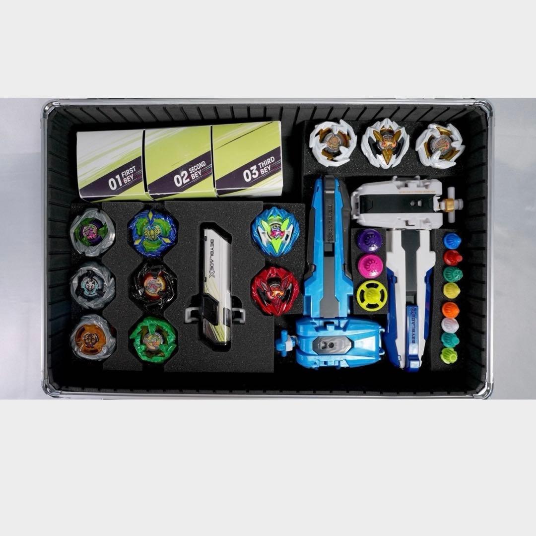 ドリームボックス ベイブレードX ギアケース アタッシュケース 中