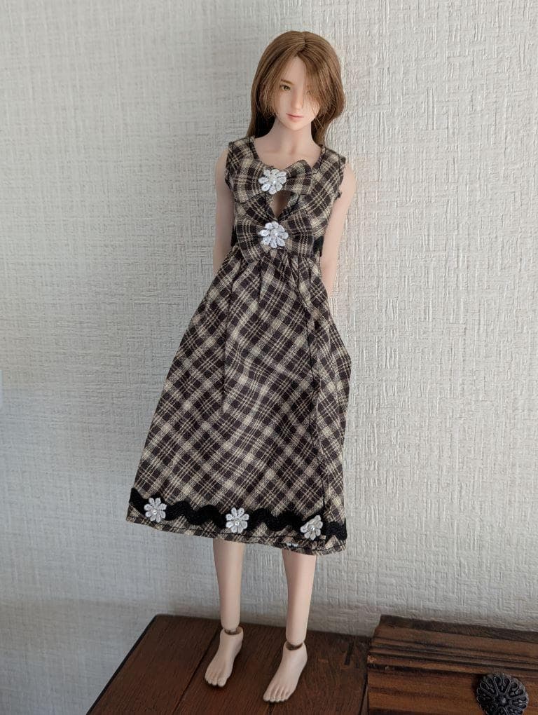 TBLeague S16A オリジナルヘッド＆衣装付き シームレス 人形