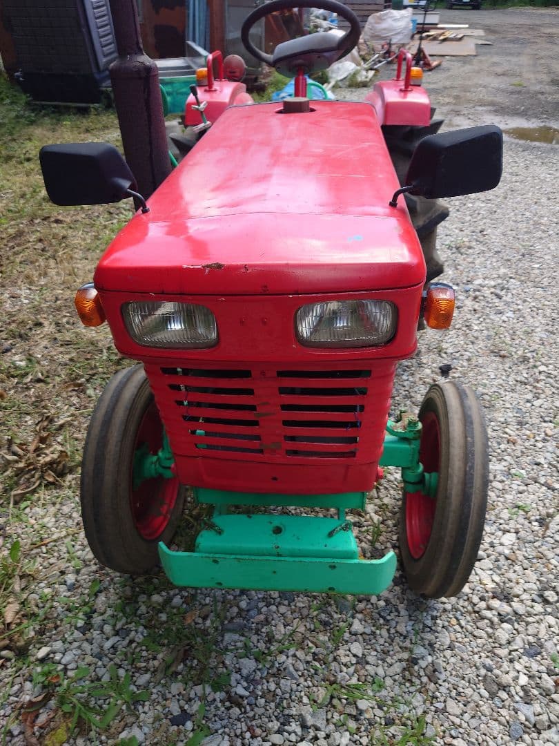 YANMAR YM2000 トラクター 赤と緑