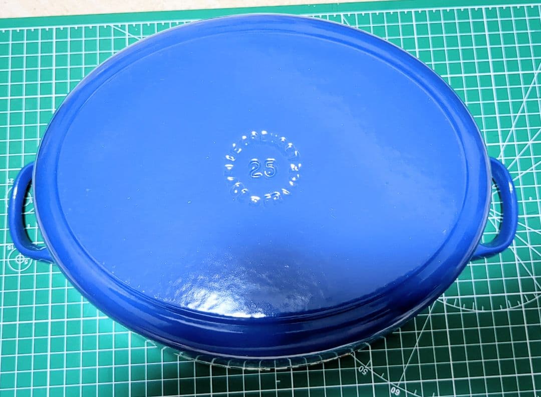 LE CREUSET　オーバル　ハーモニックブルー　25cm