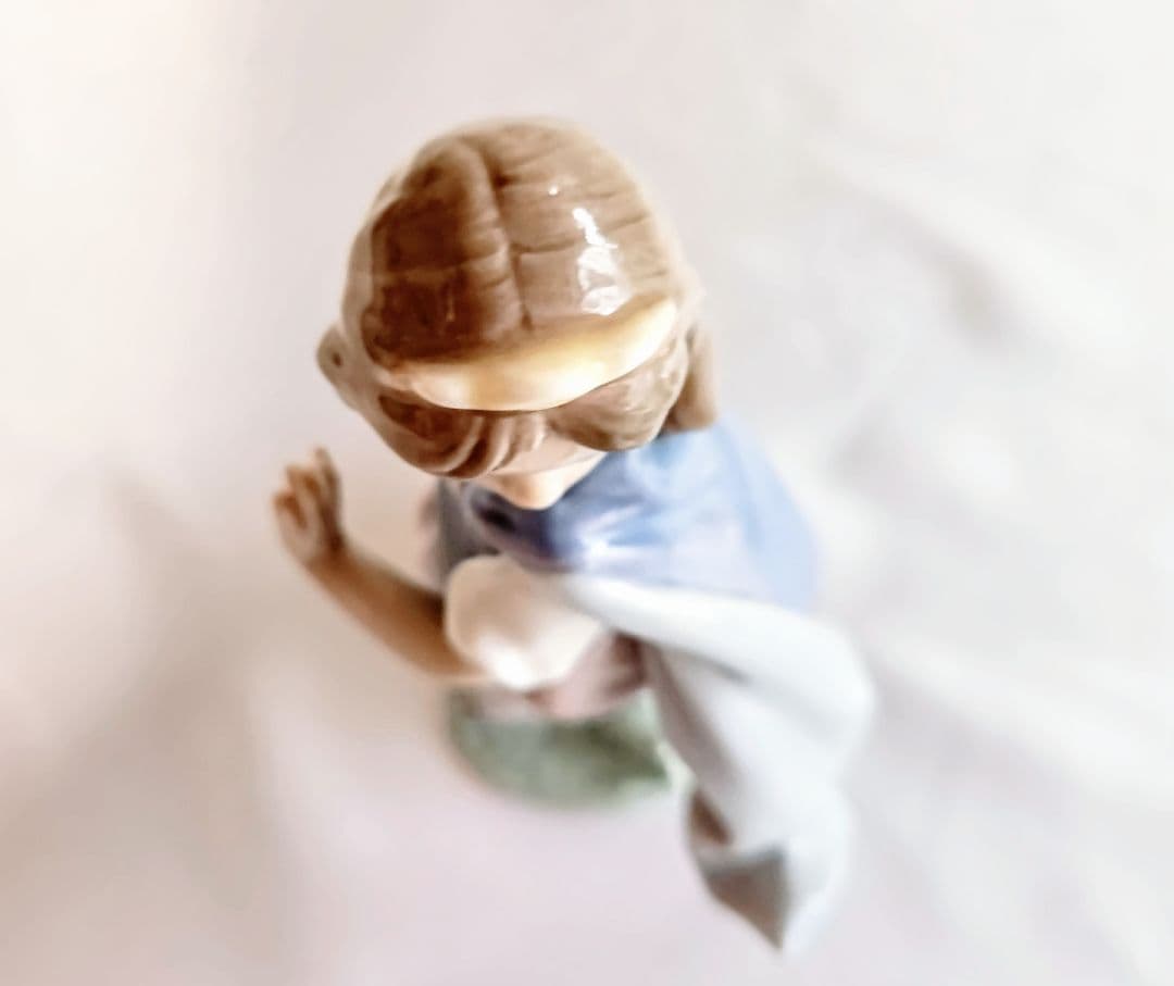 たけ様専用リヤドロ【美品・箱入り】ヤングプリンセス - メルカリ