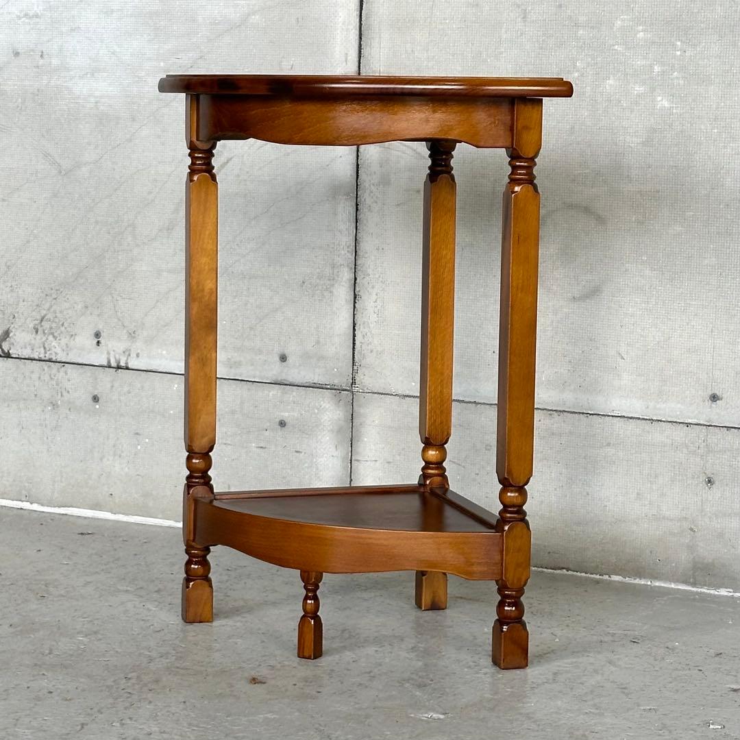 ✦80年代✦ 昭和レトロ 純喫茶の片隅にありそうな 木製コーナーテーブル 花台