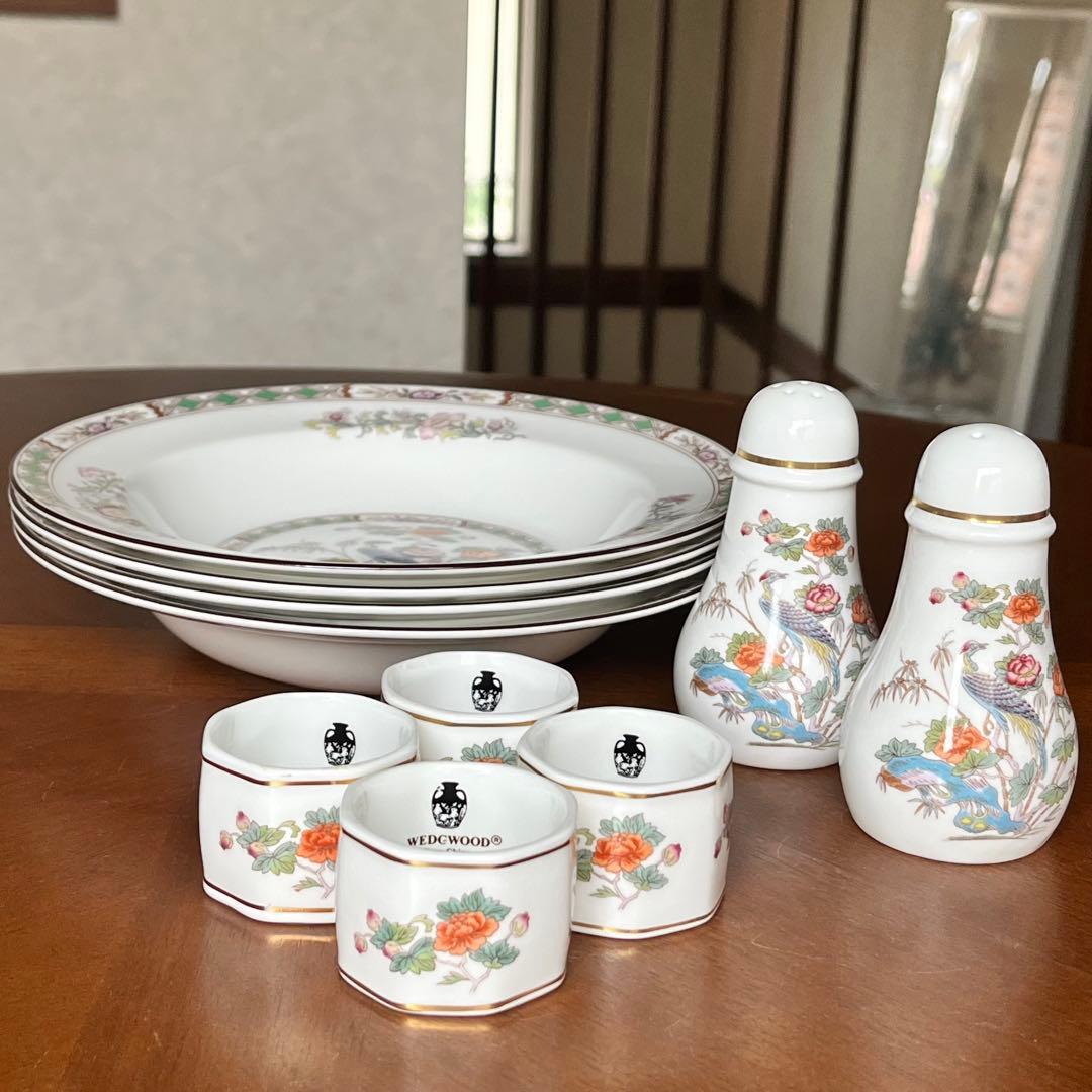 【黒壺美品】ウェッジウッド★クタニクレーン★ディナーセット（4名様）