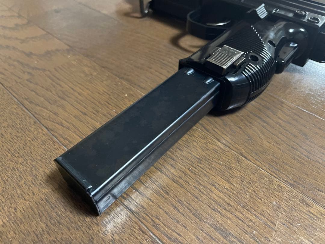 マルゼン mini UZI CUSTOM ウッドストック　エアコッキング