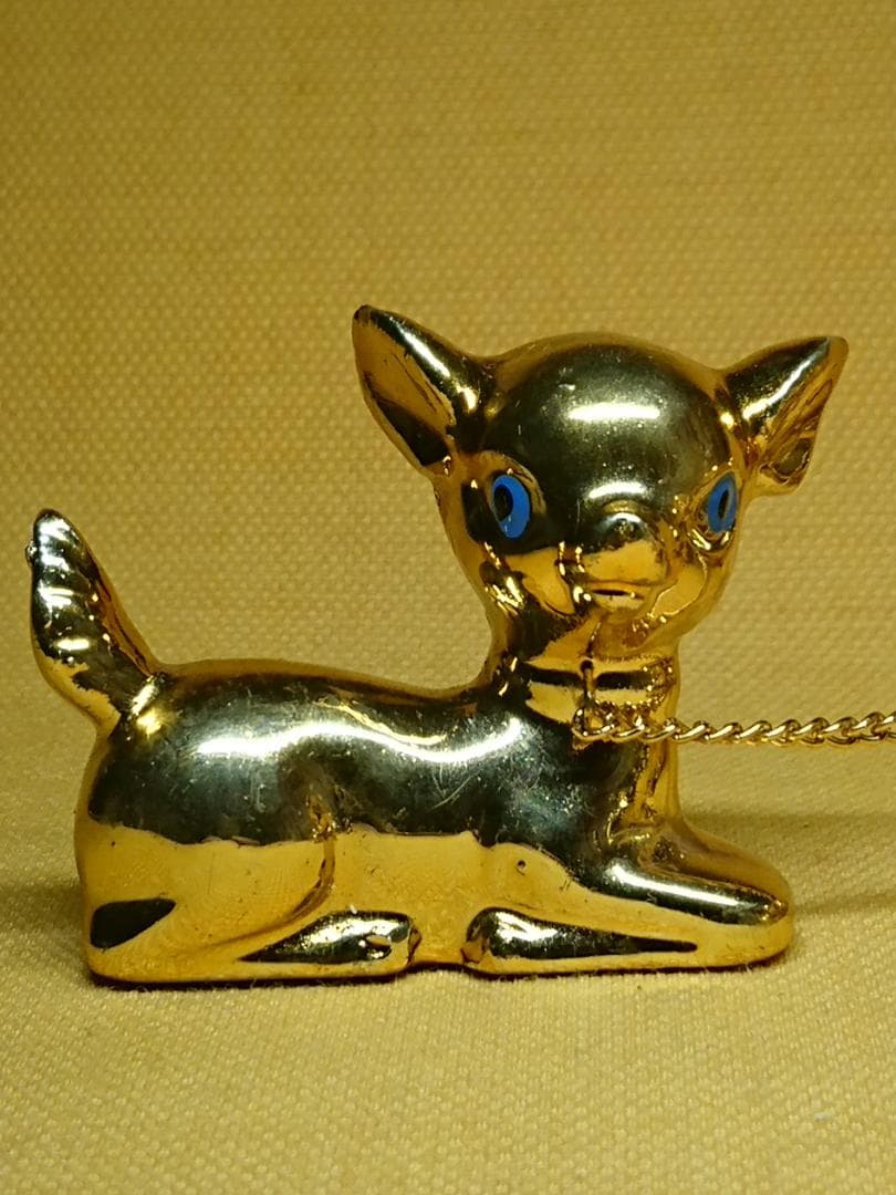 【美品】バンビ　シカ　鹿　陶器　置物　インテリア　工芸品　美術品　A2580