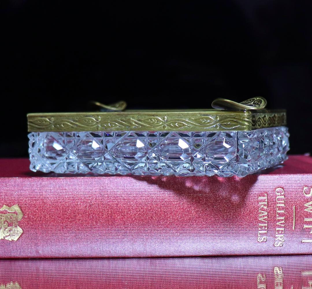 オールド・バカラ ブロンズ装飾 リーフ文 スクエア型 灰皿 小物入れ ディアマン