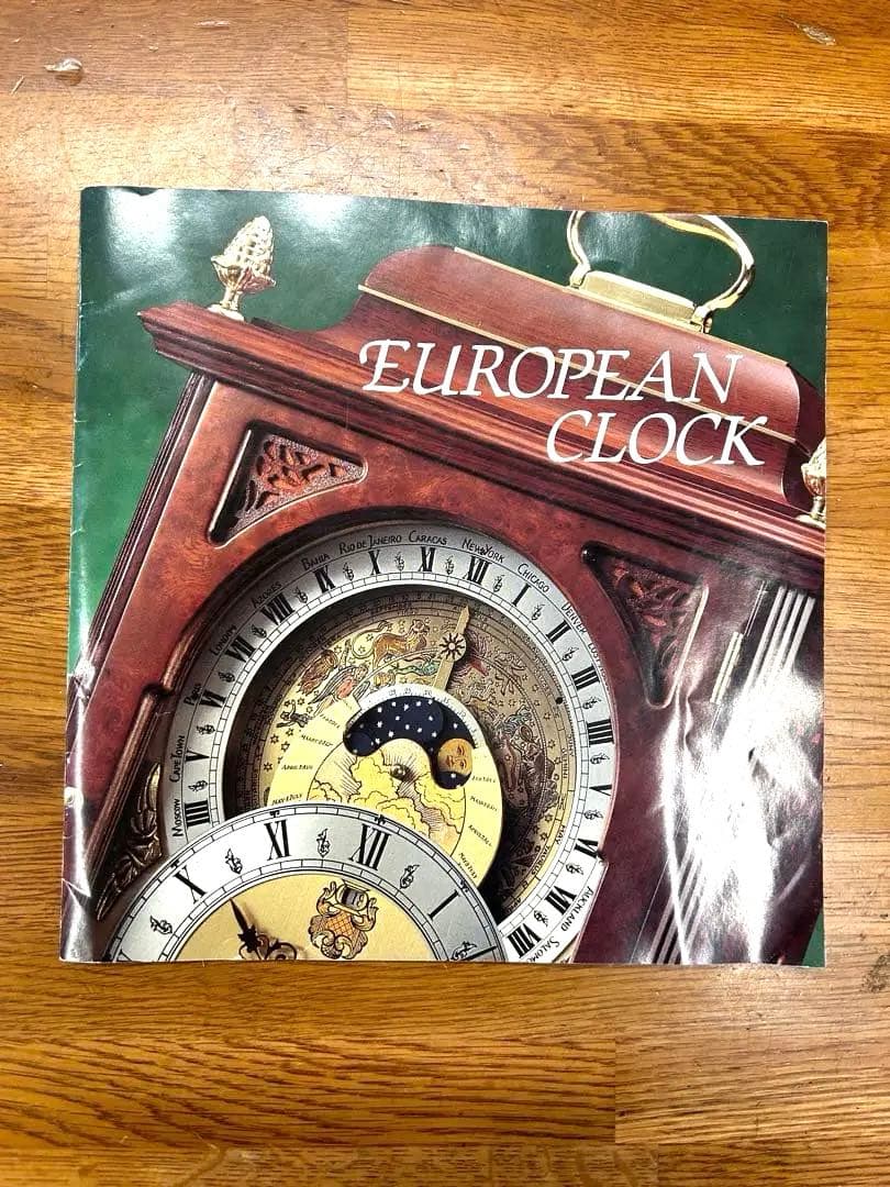 ドイツ製掛け時計素晴らしい木材です　クオーツ