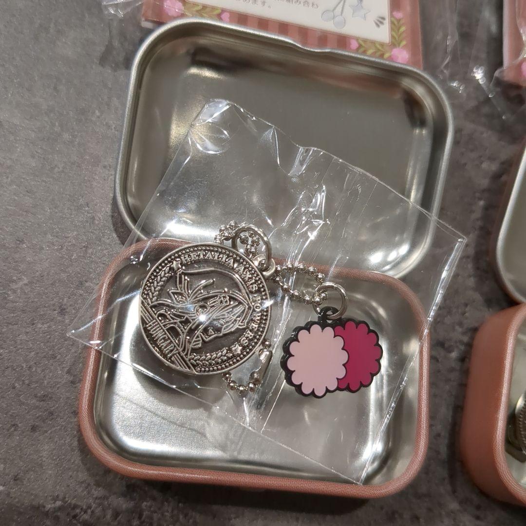 ヘタリア リトルアクセサリーコレクション2種 - メルカリ