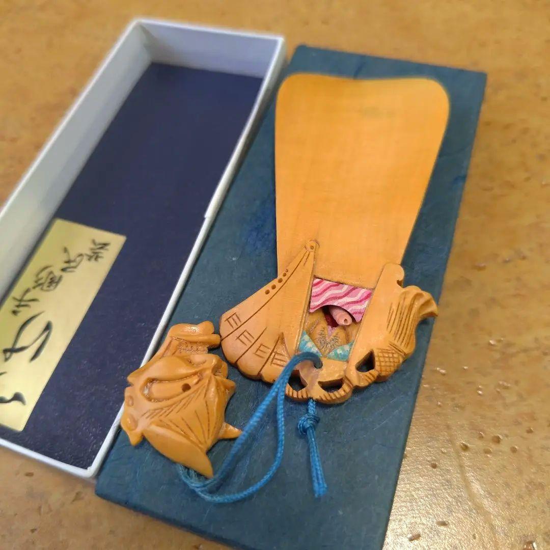 珍宝古物骨董品希少銘品本つげ柘植隠し春画彫刻細工からくり般若面靴べらアート工芸品