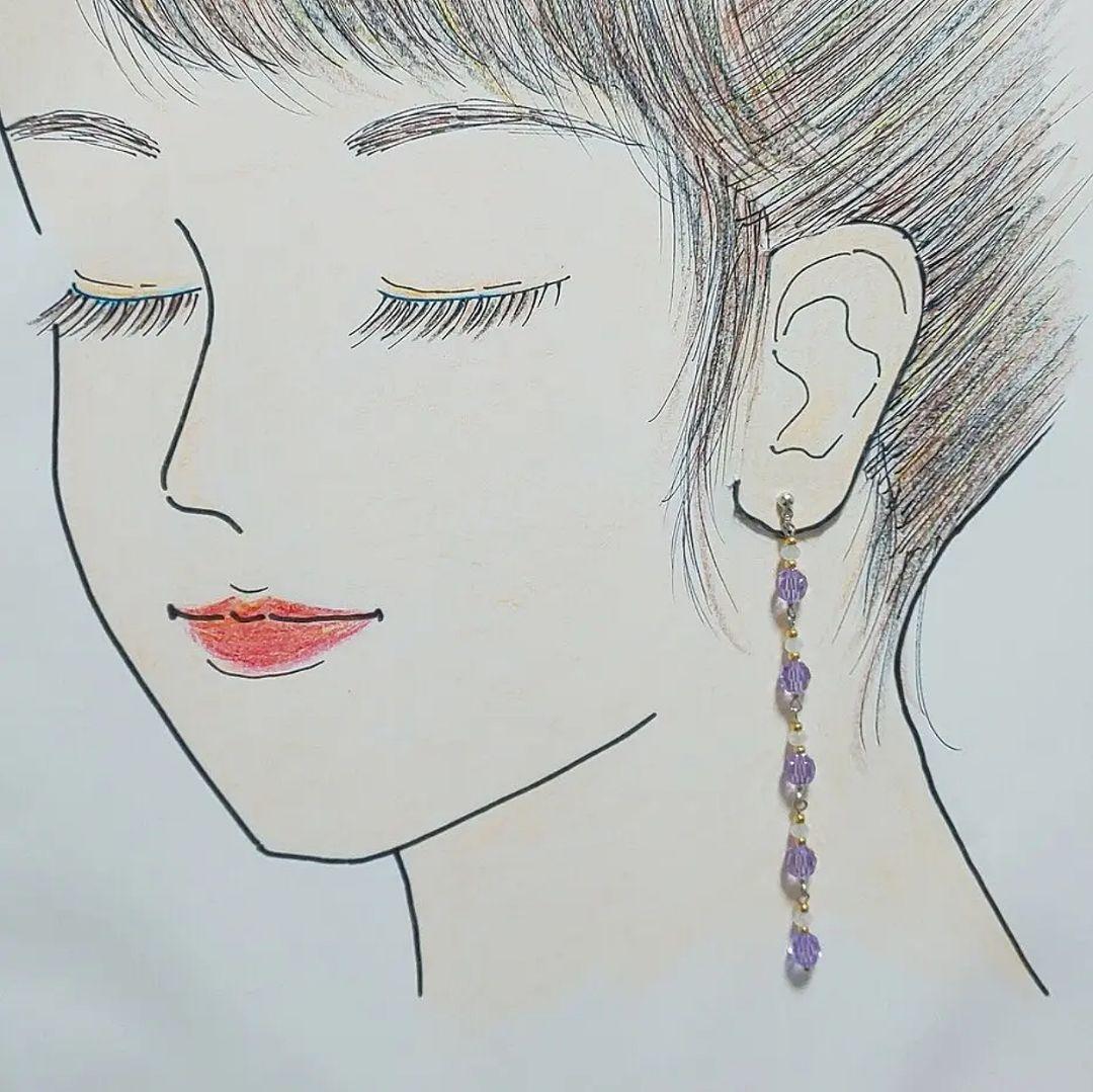 【556】スワロフスキービーズのピアス／イヤリング