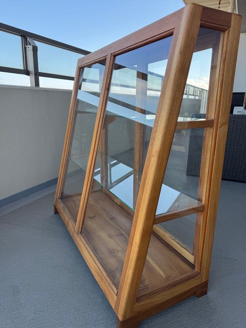 木製ガラスキャビネット　アンティーク　カフェ風